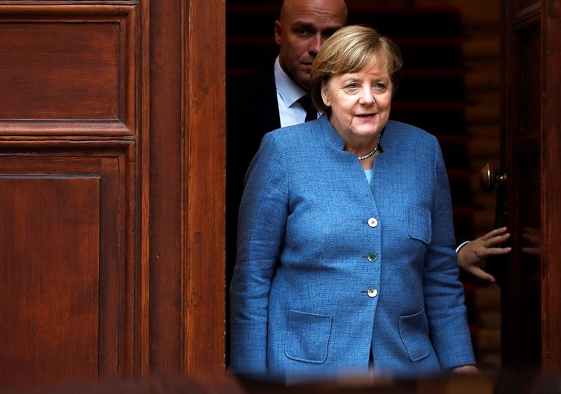  Die deutschen Arbeitgeber vertrauen auf die Bildung einer stabilen dreigliedrigen Regierung