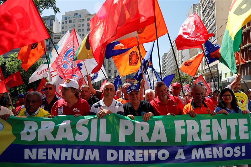  Brasilien startet eine von Gewerkschaften gehasste und von Unternehmen gefeierte Arbeitsreform