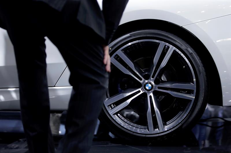  BMW wird in der Schweiz eine Geldstrafe von 135 Millionen zahlen mÃ¼ssen, weil er die Konkurrenz verletzt hat