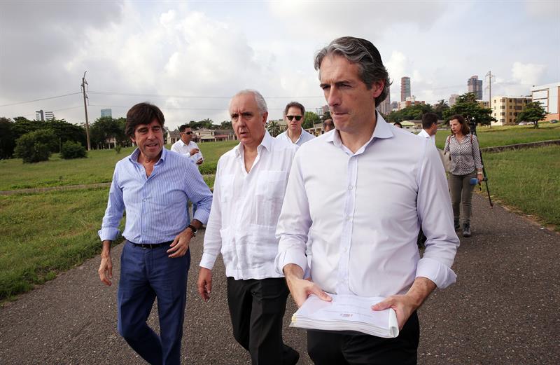  Der spanische Minister fÃ¼r Entwicklung betont die PrioritÃ¤t von Kolumbien in der Infrastruktur